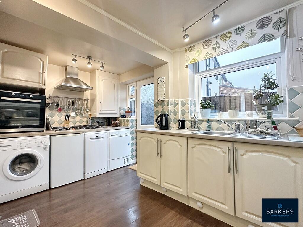 Additional property image - Ghyllroyd Drive, Birkenshaw