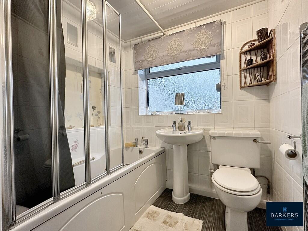 Additional property image - Ghyllroyd Drive, Birkenshaw