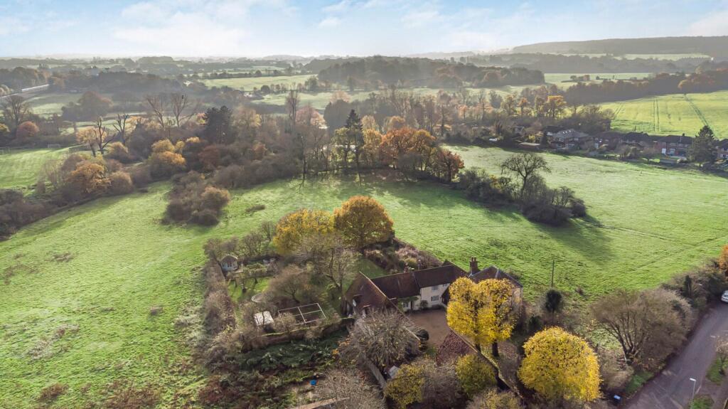 Additional property image - Bulls Lane, North Mymms, AL9