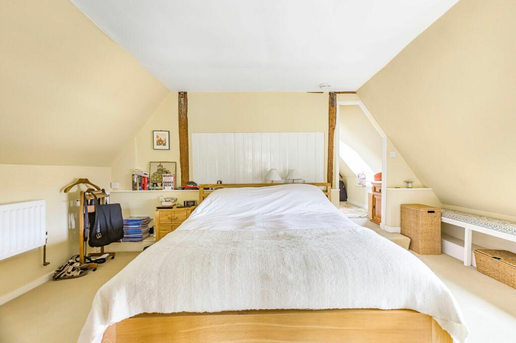 Additional property image - Bulls Lane, North Mymms, AL9