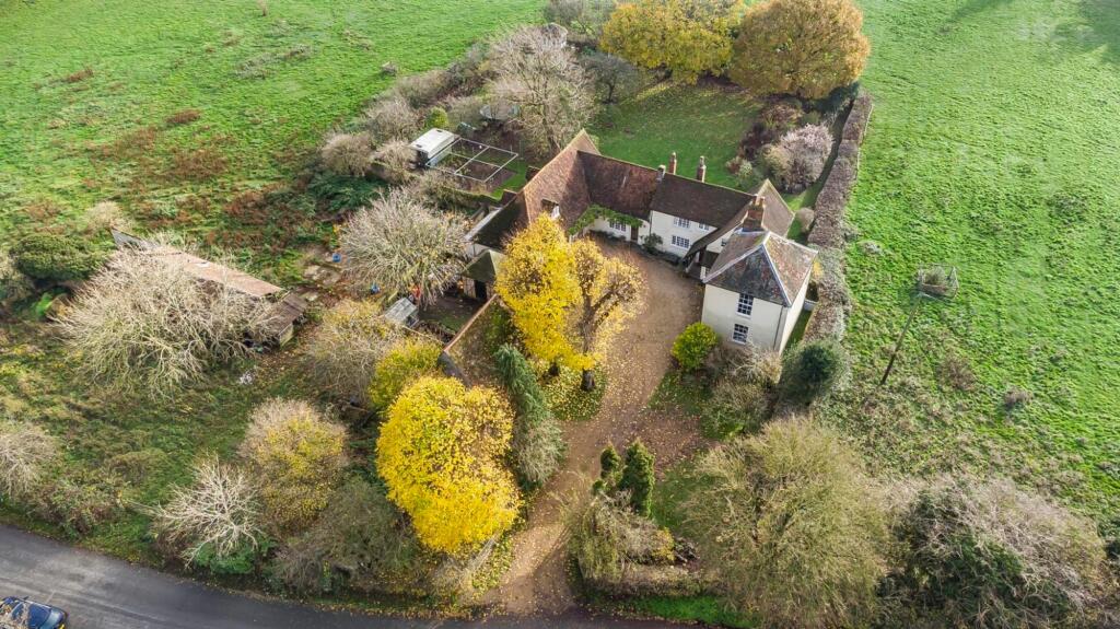 Additional property image - Bulls Lane, North Mymms, AL9