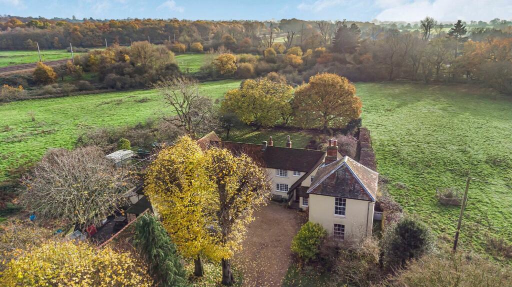 Additional property image - Bulls Lane, North Mymms, AL9