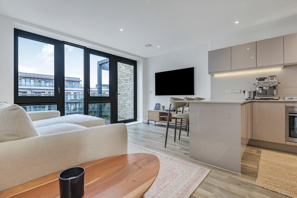 Main image of property: 12 The Grange, London, SE1