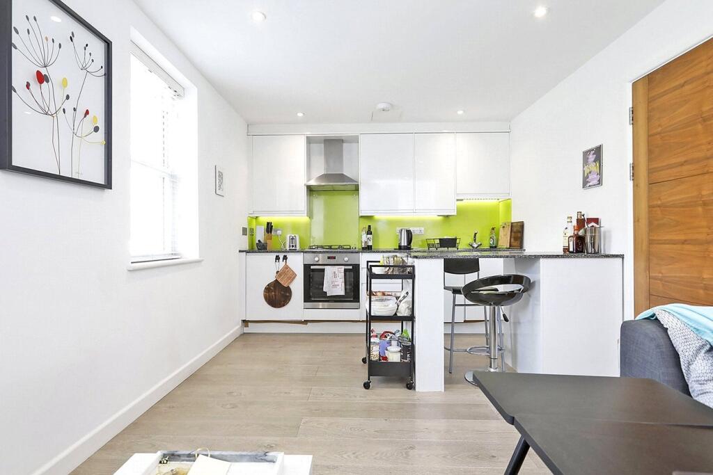 Main image of property: Qube Apartment, 227 Walworth Road, London, SE17