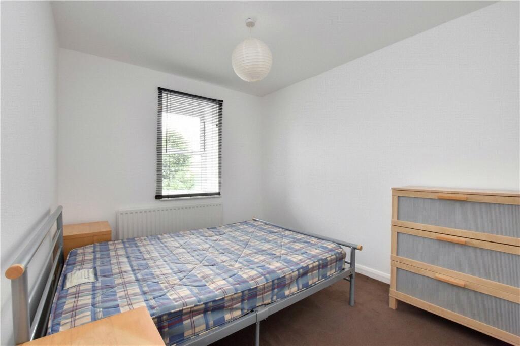 1 bedroom apartment for sale in Willowcroft, Lee Park, Blackheath