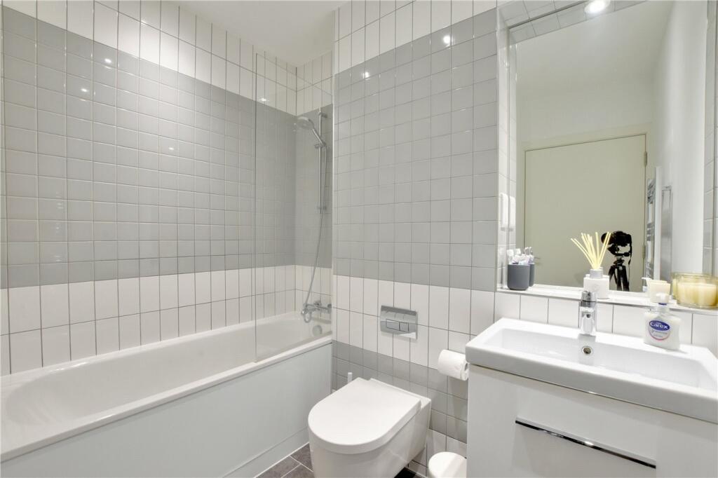 1 bedroom apartment for sale in River Quaggy Apartments, 116 Lee Road