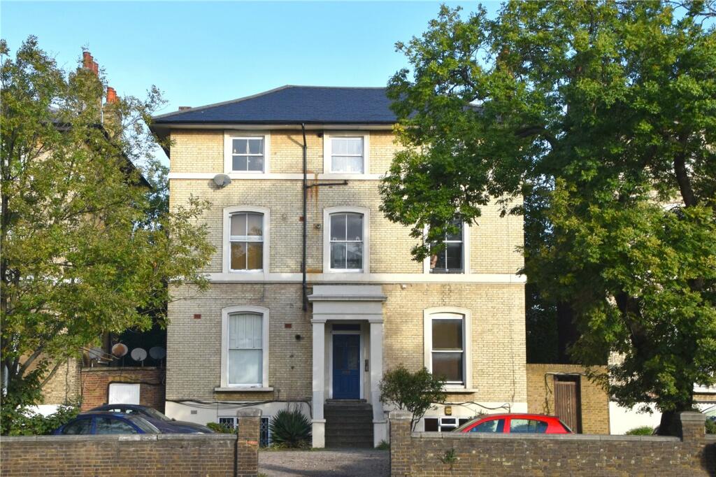 1 bedroom apartment for sale in Shooters Hill Road, Blackheath, London, SE3
