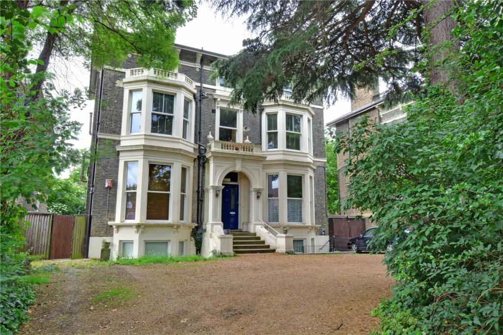 1 bedroom apartment for sale in Shooters Hill Road, Blackheath, London, SE3
