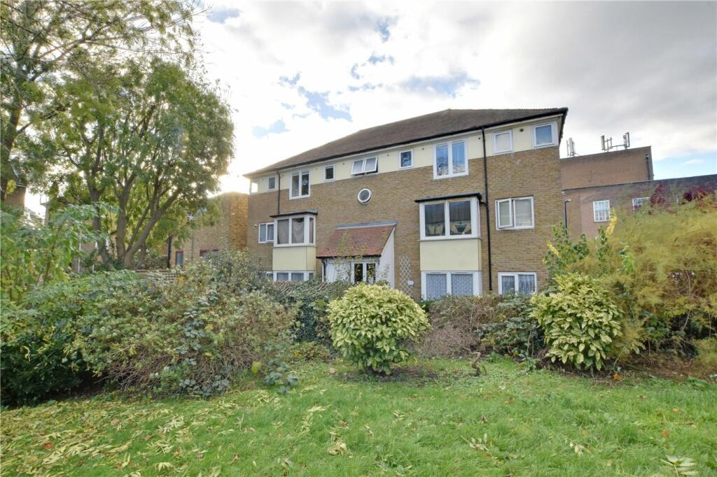 2 bedroom apartment for sale in Callaghan Close, Lewisham, London, SE13