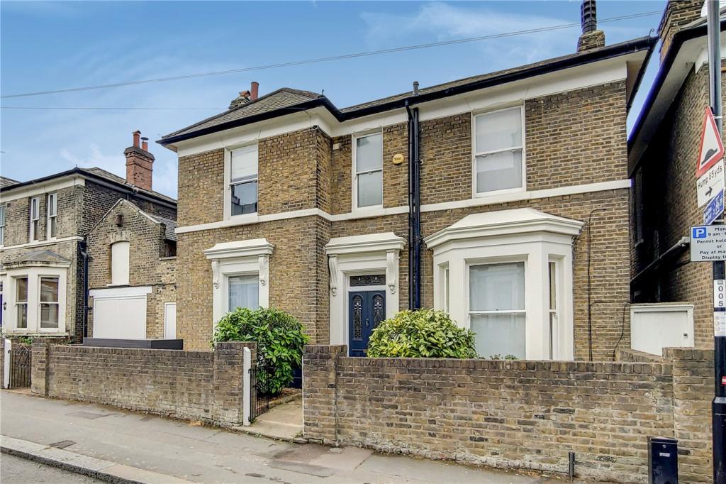 5 bedroom detached house for sale in Morley Road, Lewisham, London, SE13
