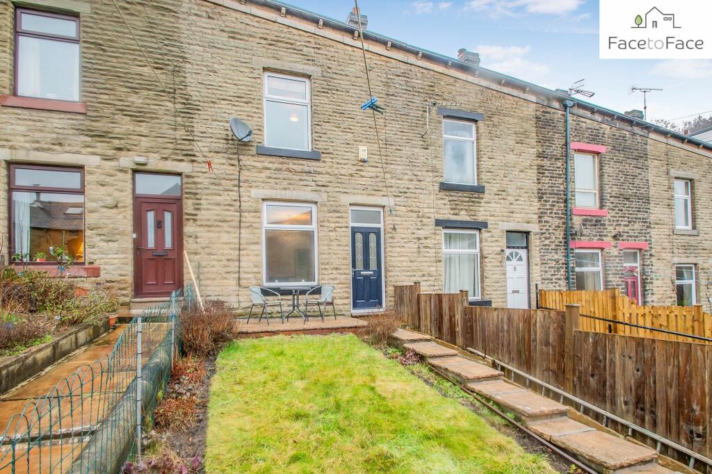 3 bedroom terraced house for sale in Stansfield Terrace, Todmorden, OL14