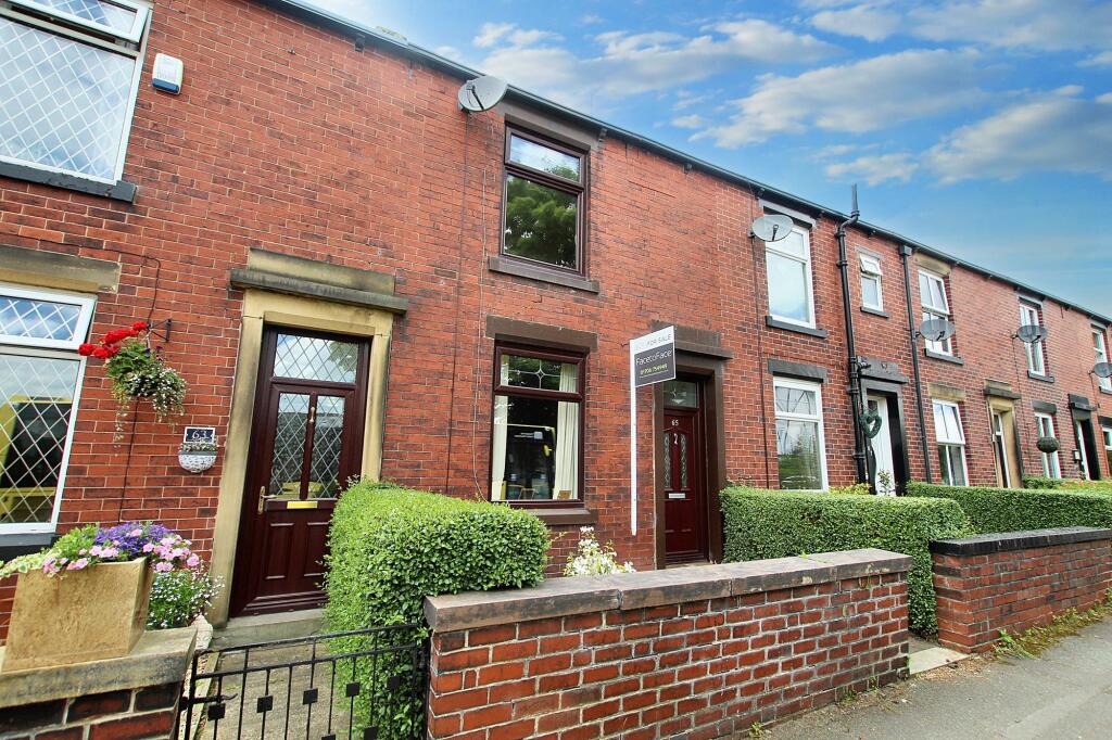 3 bedroom terraced house for sale in Calderbrook Road, Littleborough, OL15