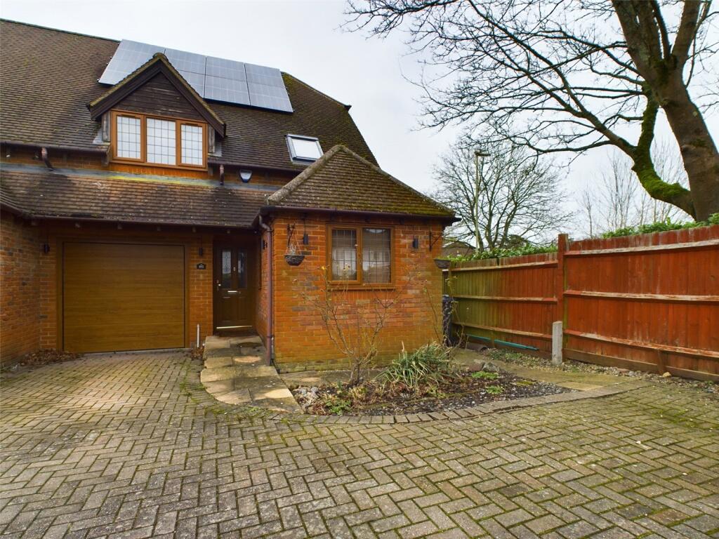 Main image of property: Franklin Avenue, Tadley, Hampshire, RG26