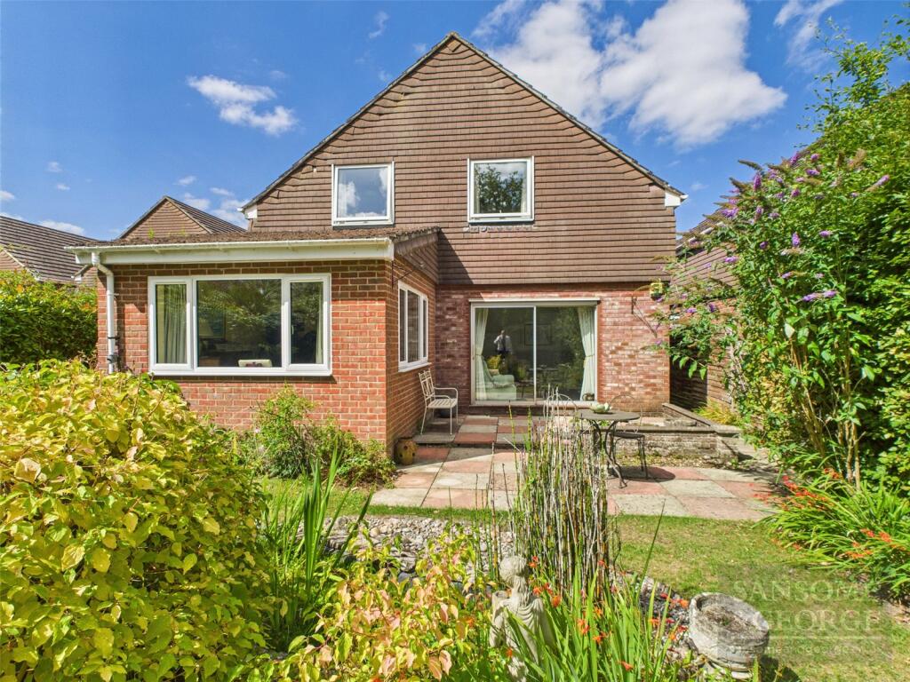 Main image of property: Droxford Crescent, Tadley, Hampshire, RG26