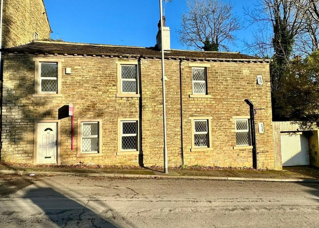 2 bedroom cottage for sale in Gratrix Lane, Sowerby Bridge, West Yorkshire, HX6