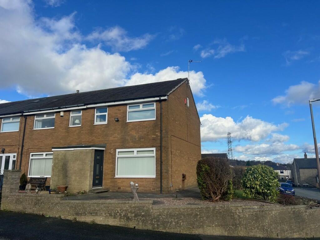 3 bedroom town house for sale in 2 Belgrave Park, Claremount, Halifax