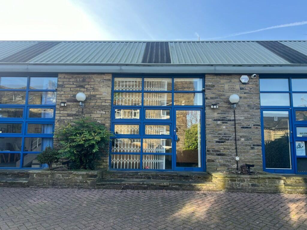 Main image of property: 5 Crown Yard, Southgate, Elland, West Yorkshire, HX5 0DQ