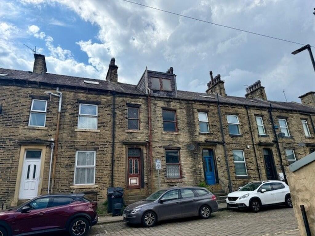 3 bedroom terraced house