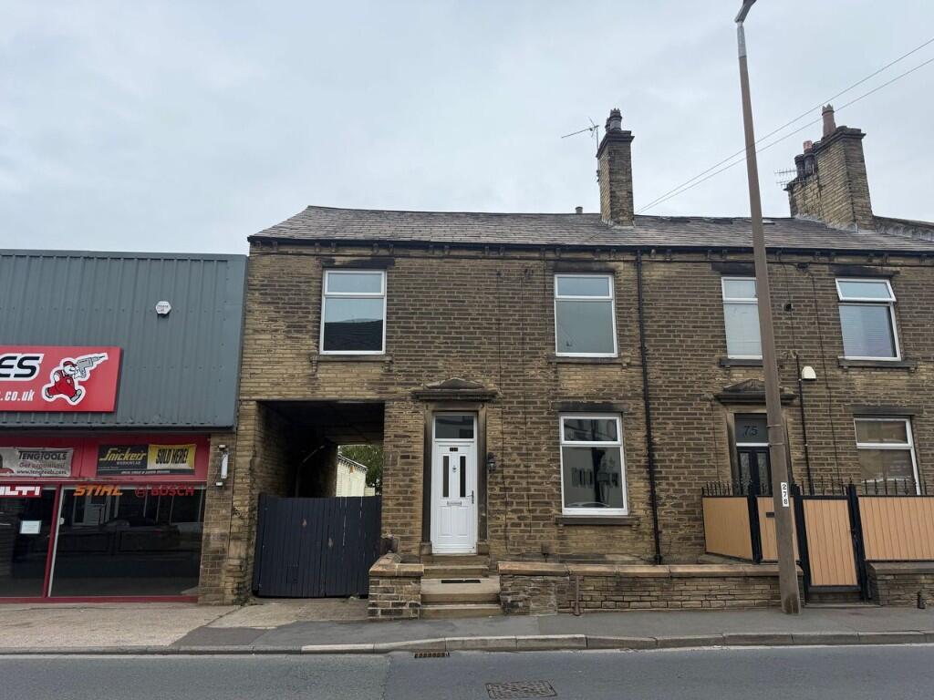 Main image of property: 73 Huddersfield Road, Elland, West Yorkshire, HX5 9AA