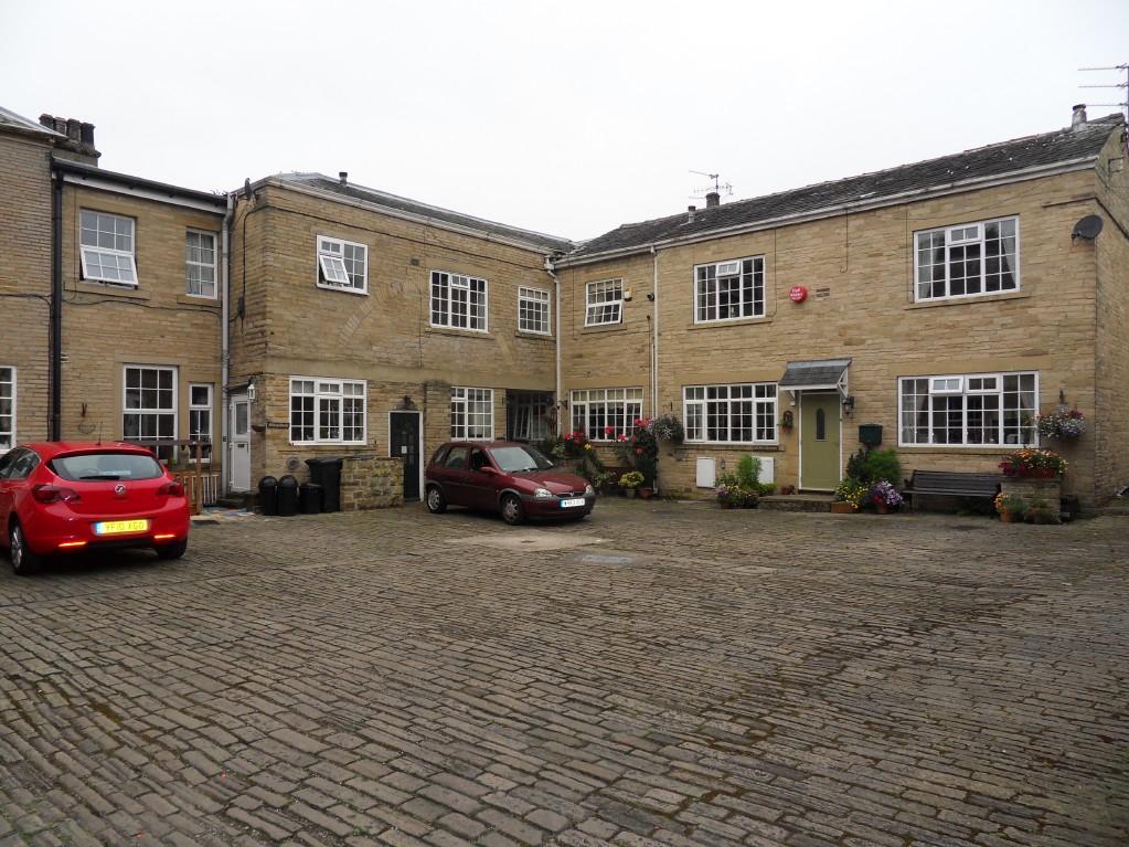 Main image of property: 'Hawthorne Cottage'Wakefield Road,Lightcliffe,Brighouse,HX3 8TY