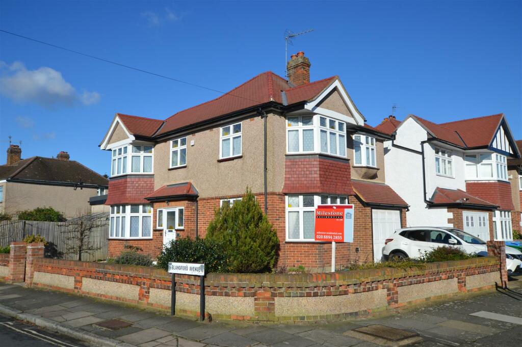 4 bedroom detached house for sale in Strathearn Avenue, Whitton, TW2