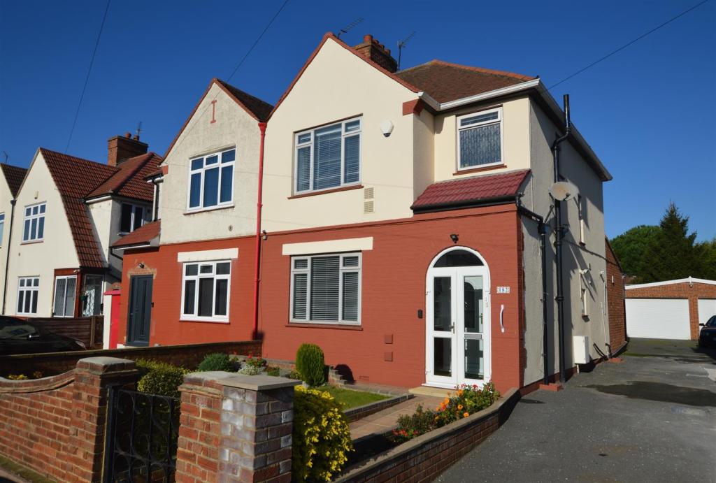 3 Bedroom Houses For Sale In Hounslow London Borough