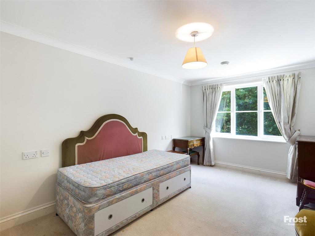 3 bedroom apartment for sale in Pegasus Court, Albany Place, Egham