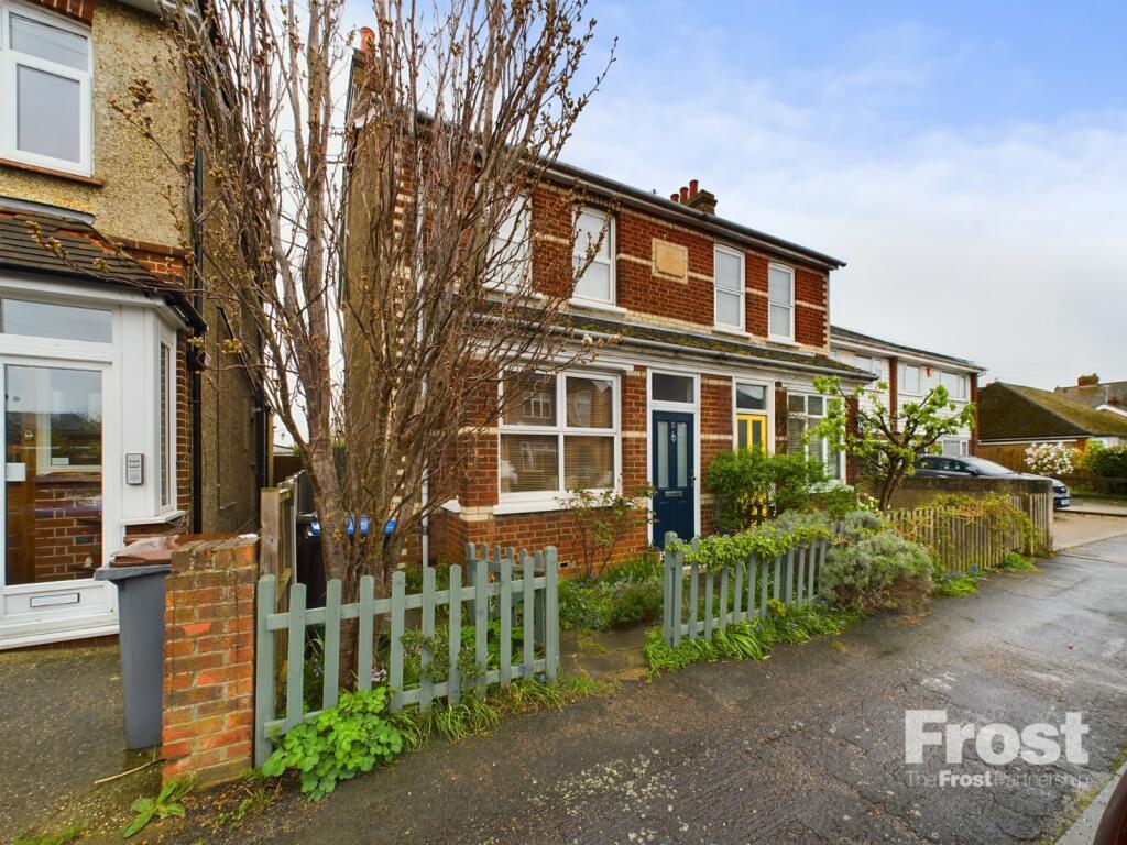 2 bedroom semidetached house for sale in South Avenue, Egham, Surrey, TW20