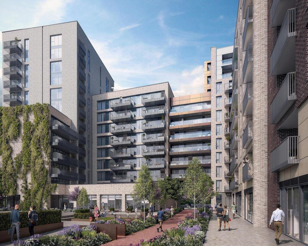 Main image of property: Sandown House, 124 High Street, Staines-Upon-Thames, TW18