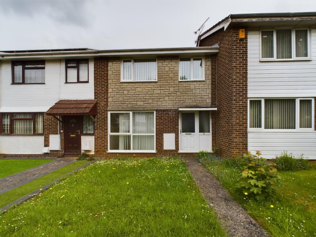 3 bedroom terraced house for rent in Maisemore, Yate, Bristol, BS37