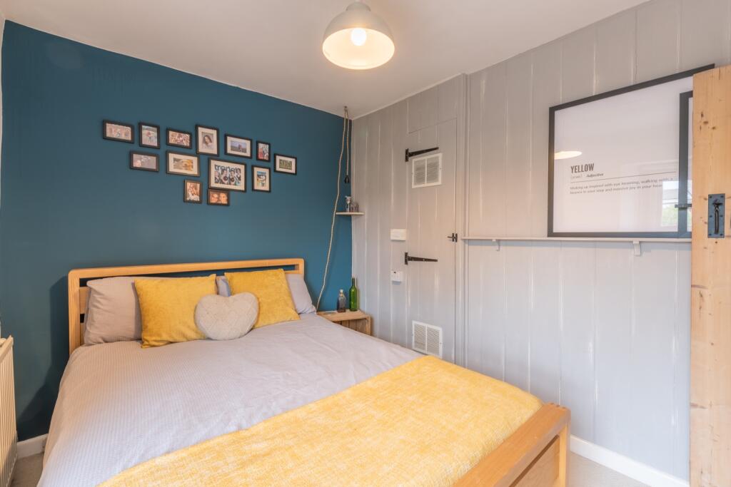 Additional property image - Beacon Lane, Winterbourne, Bristol