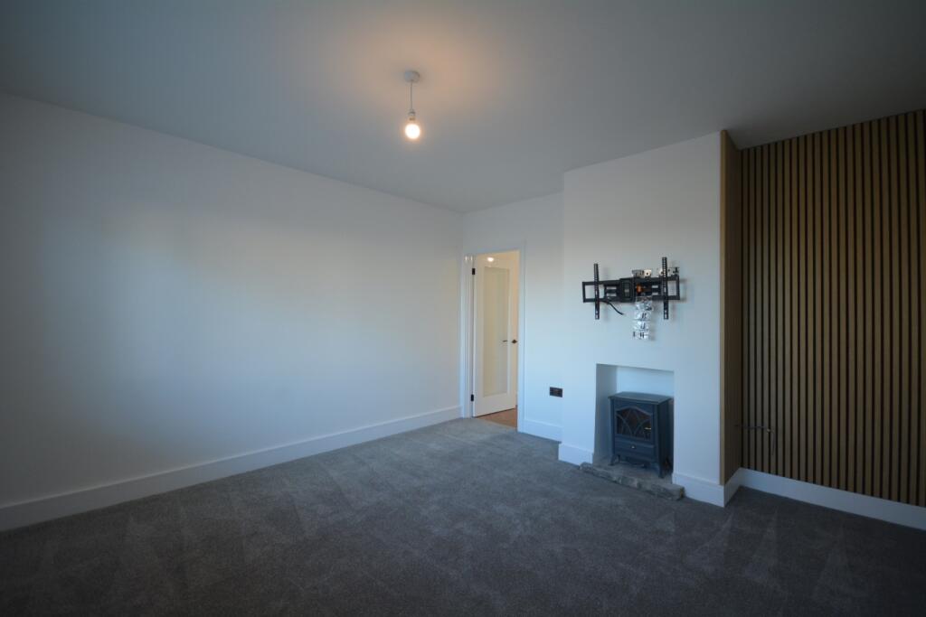Additional property image - Streamleaze, Thornbury, BS35