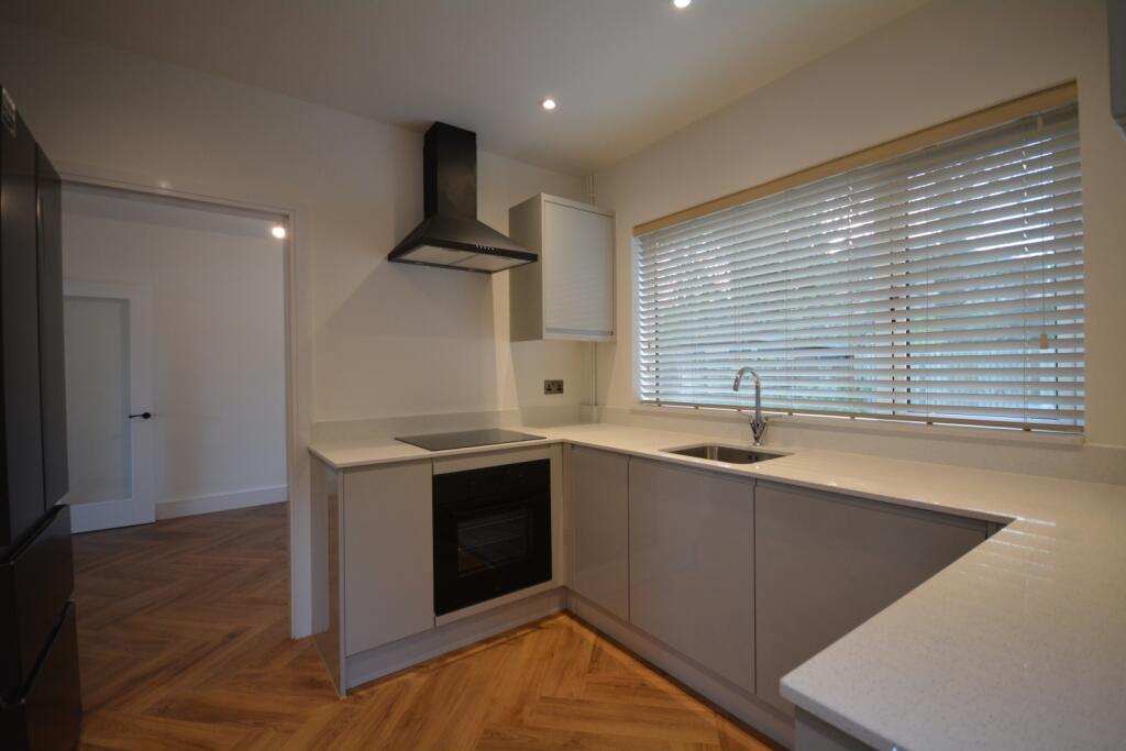 Additional property image - Streamleaze, Thornbury, BS35