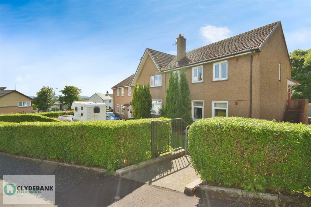 3 bedroom flat for sale in Faifley Road, Clydebank, G81