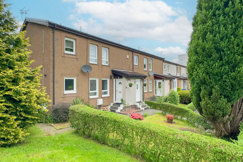 2 bedroom flat for sale in Kestrel Court, Clydebank, G81