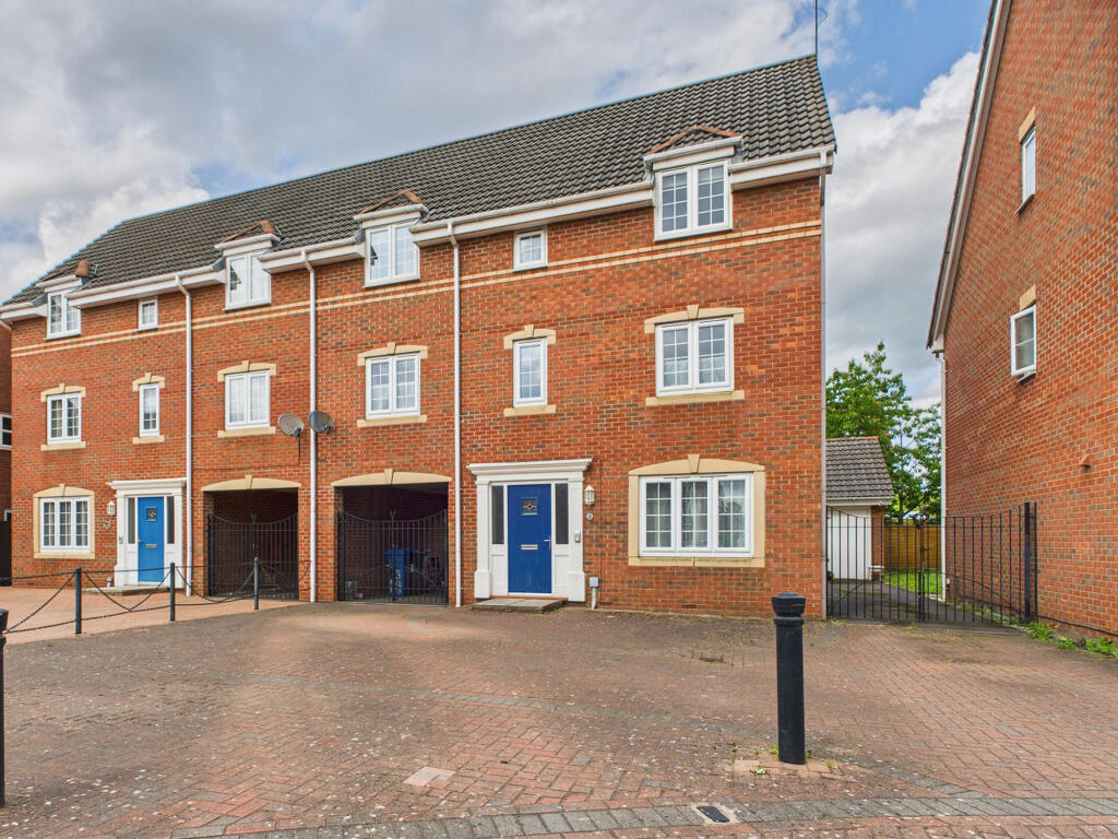 Main image of property: Persian Close, City Point