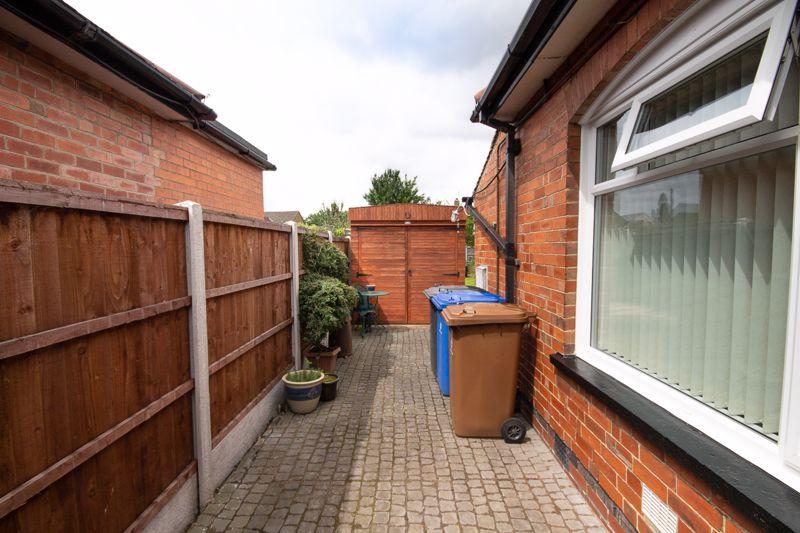 2 bedroom detached bungalow for sale in Lindon Drive, Alvaston, DE24