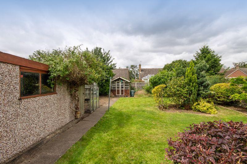 2 bedroom detached bungalow for sale in Lindon Drive, Alvaston, DE24