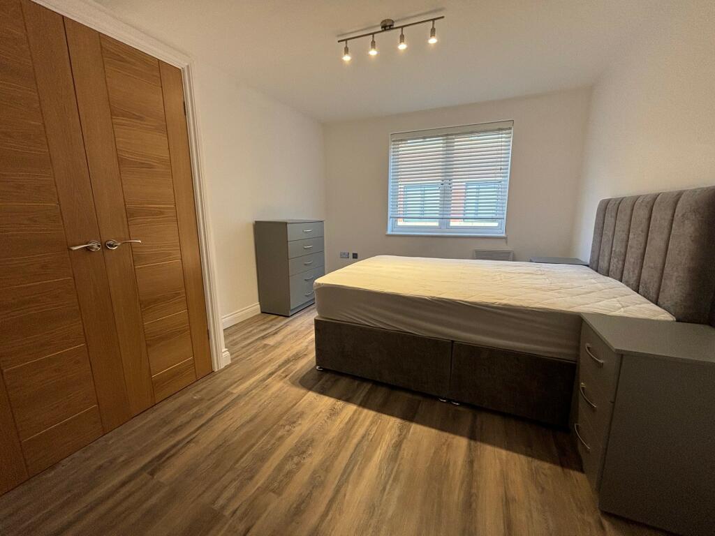 Additional property image - The Mint