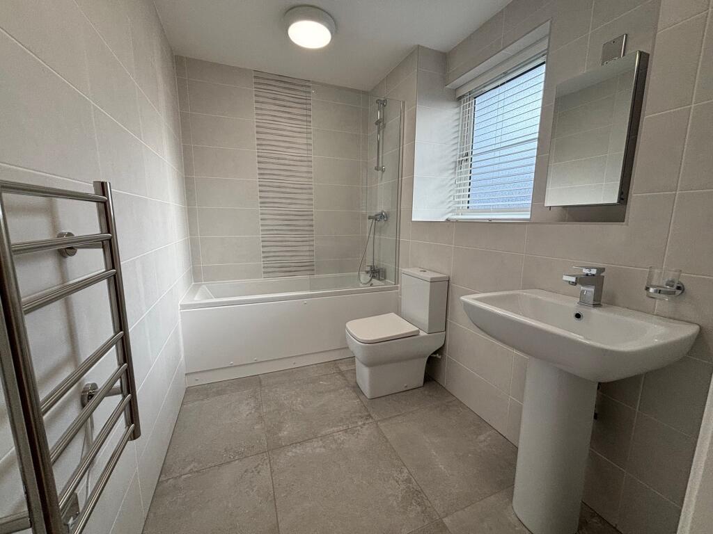 Additional property image - The Mint