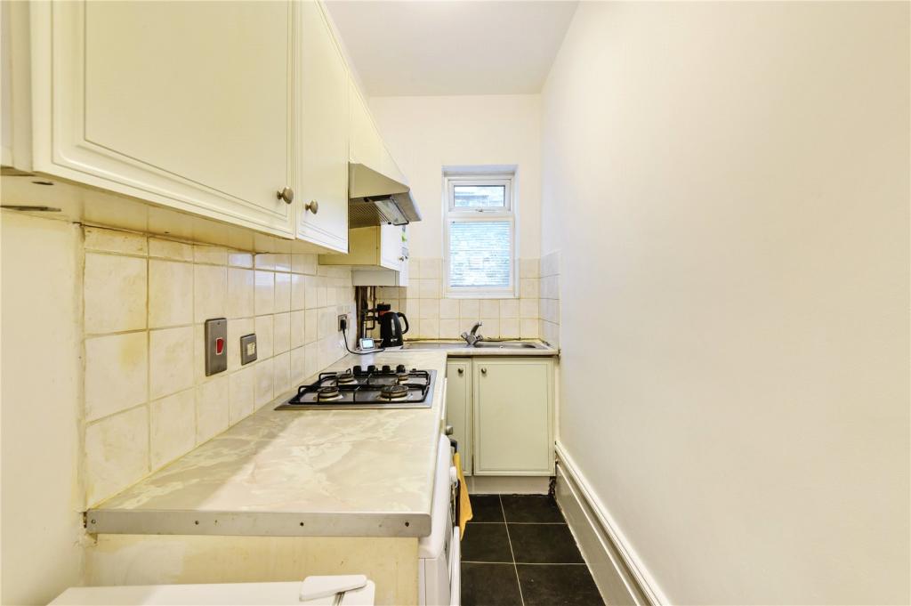 2 bedroom flat for sale in Mayow Road, London, SE26