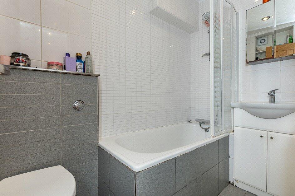 Additional property image - Elmscott Road, BROMLEY, Kent, BR1