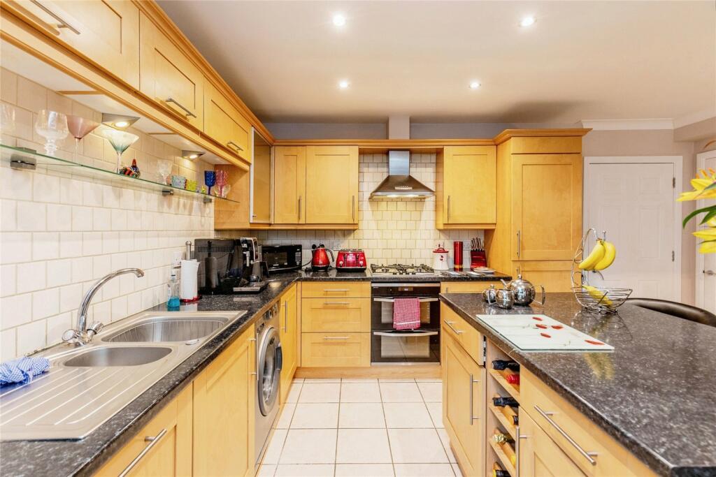 Additional property image - Watch House Place, BRISTOL, Avon, BS20