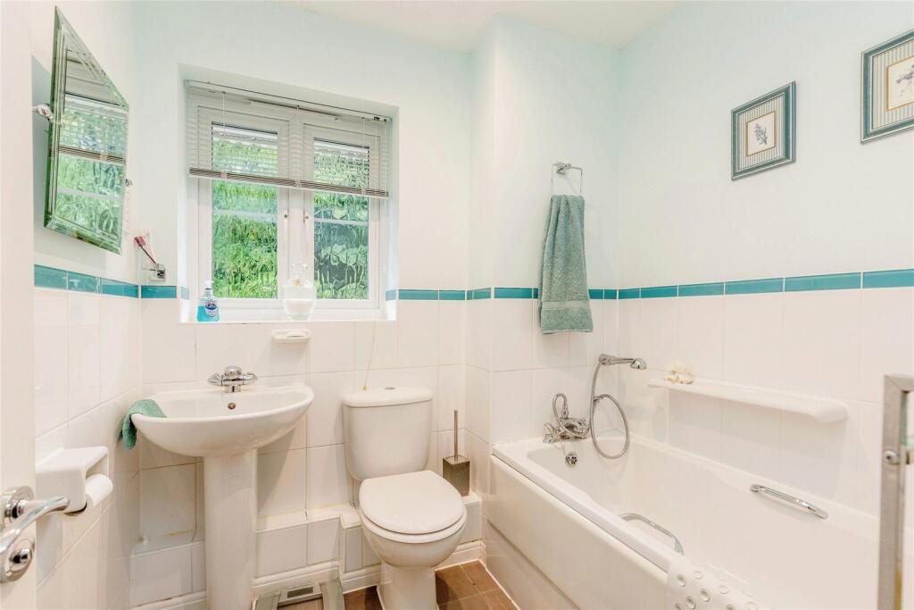Additional property image - Watch House Place, BRISTOL, Avon, BS20