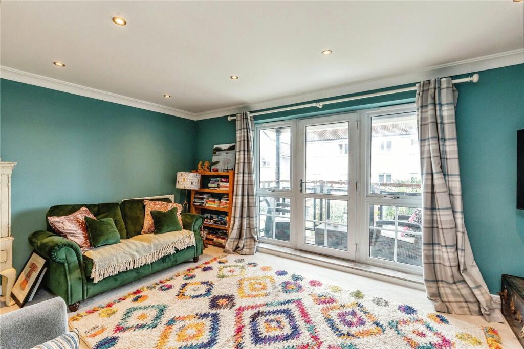 Additional property image - Pier Close, Portishead, Bristol, Somerset, BS20