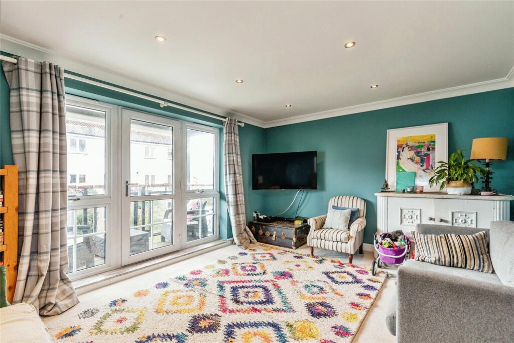 Additional property image - Pier Close, Portishead, Bristol, Somerset, BS20