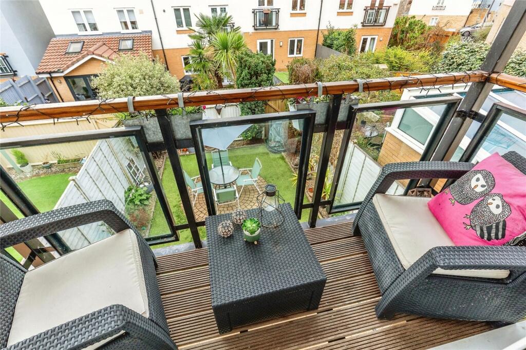 Additional property image - Pier Close, Portishead, Bristol, Somerset, BS20