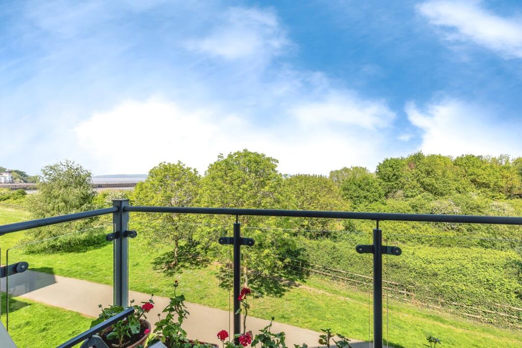 Main image of property: Kingfisher Road, Portishead, Bristol, Somerset, BS20