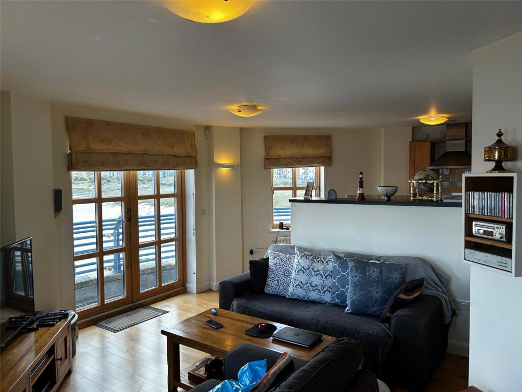 Main image of property: Eastcliff, Portishead, Bristol, Somerset, BS20