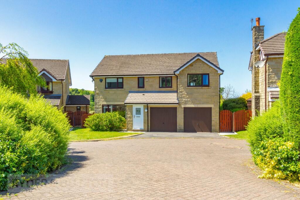 5 bedroom detached house for sale in Under Lane, Grotton, Saddleworth, OL4